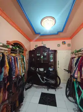 Rumah Bagus 1Lt Lokasi Strategis di Taman Borobudur Perumnas Karawaci