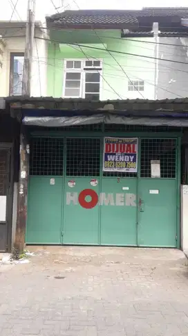 Dijual Cepat Rumah 2.5 Lantai di Villa Bilal Mas Kota Medan