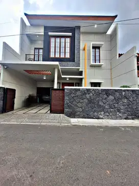 Rumah siap huni dengan furnished dalam komplek di rawamangun