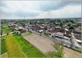 Purwomartani Jogja, tepi jalan aspal, 4 km ke Stadion Maguwoharjo, siap bangun