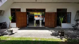 Ruko Luas Tanah 650 Meter, Tepi Jalan Ramai dekat FH UII Taman Siswa