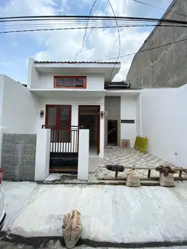 Rumah Baru 1,5 lsntai Sawojajar 1 Kota Malang