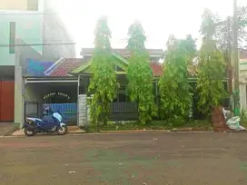 Dijual Rumah di Kompleks Chrysant Panakukang