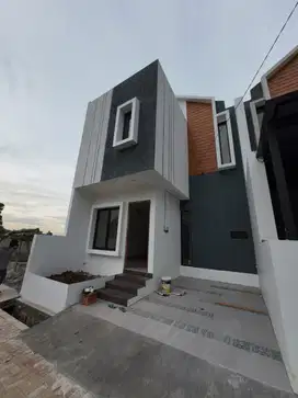 Rumah 2 Lantai dikota Bekasi akses paling dekat pintu tol Jatiasih