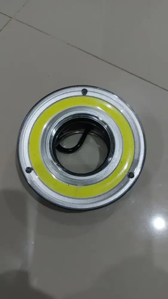 Lampu gantung LED
