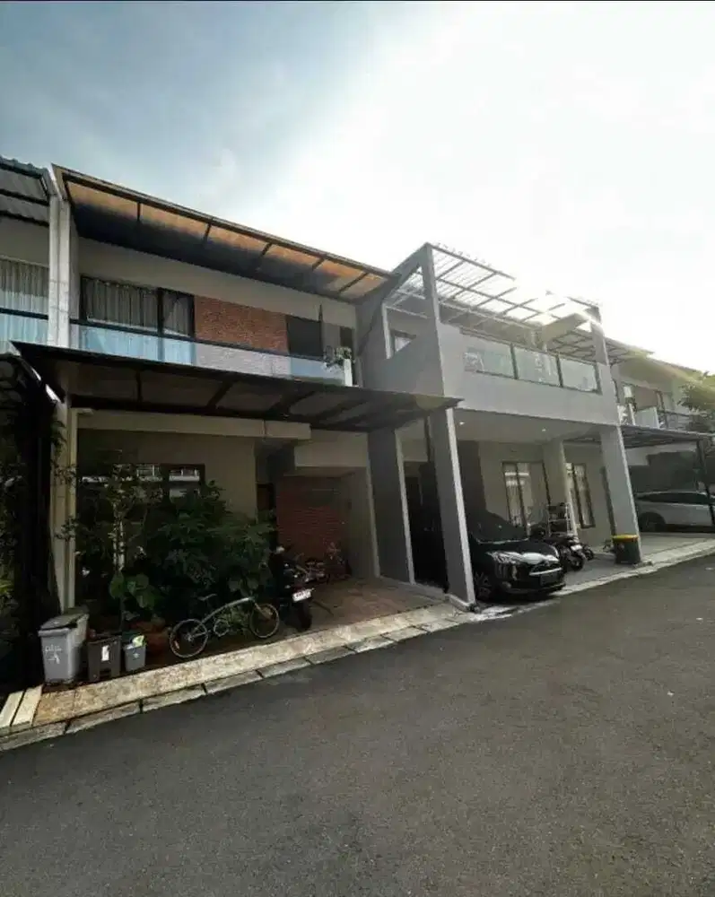 Rumah Town House Kebagusan