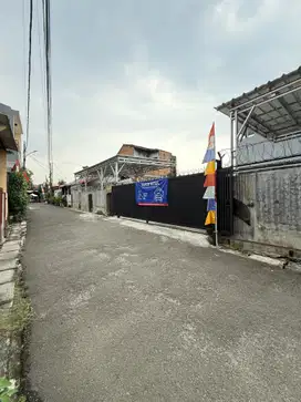 Parkiran mobil Murah di pondok Labu Jakarta Selatan