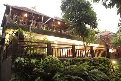 Komplek Villa View Sungai & Hutan Tropis Ubud