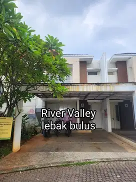 Rumah di Jual di lebak bulus jakarta selatan