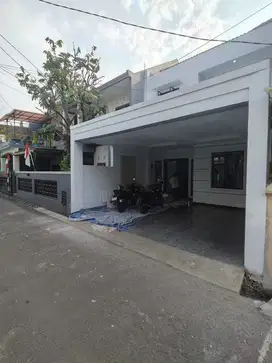 Rumah 2 lantai dalam komplek kavling DKI pondok kelapa