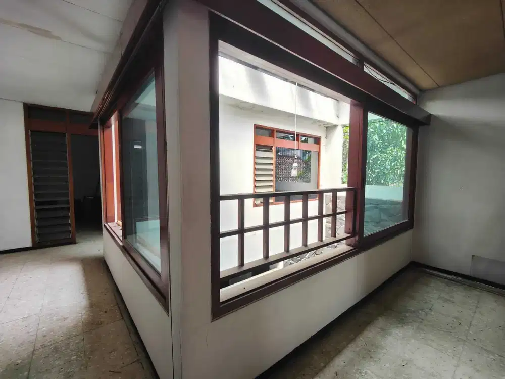 Dijual Rumah di Sayap Cihapit Riau Bandung