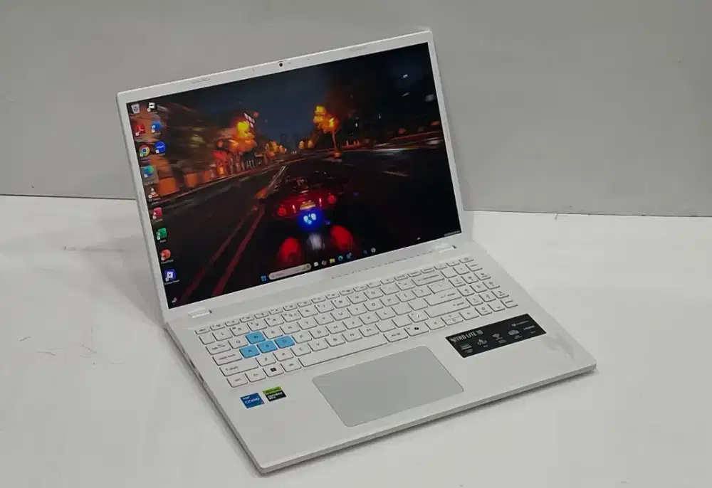 Acer Nitro Lite 16-71G Gaming Fulset