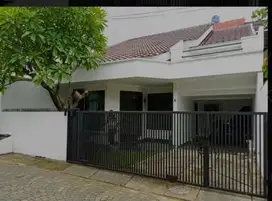 Disewakan Rumah Cipete/Cilandak Strategis Bagus Nyaman