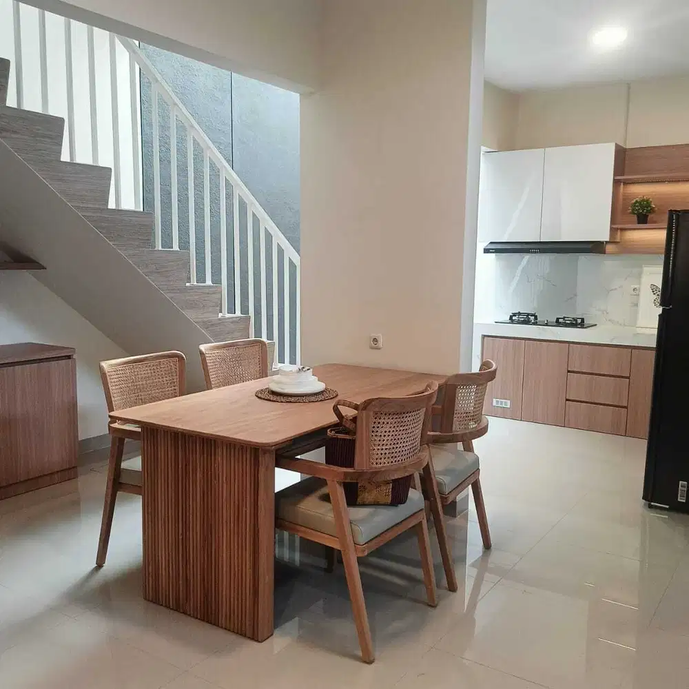 Dijual Cepat Rumah Semi Furnished Minimalis di KBP
