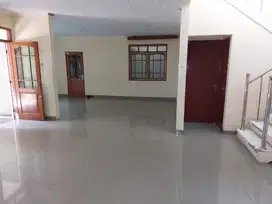 Disewakan Rumah atau Kantor Kompleks Elit Tanjung Barat dekat Aeon