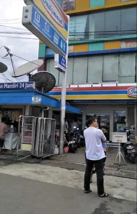 Dijual Tempat Usaha Dan Kos2an Strategis Di Bekasi