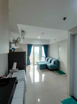 APARTMENT THE BREEZE 2 BEDROOM ( BINTARO )