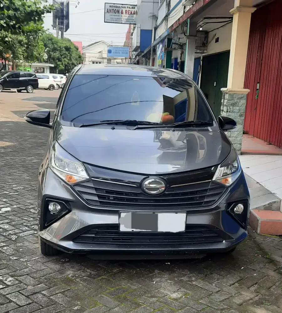 Sigra R MT 2023