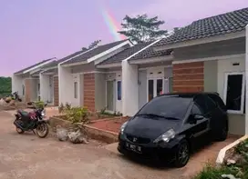 Rumah minimalis di kawasan asri