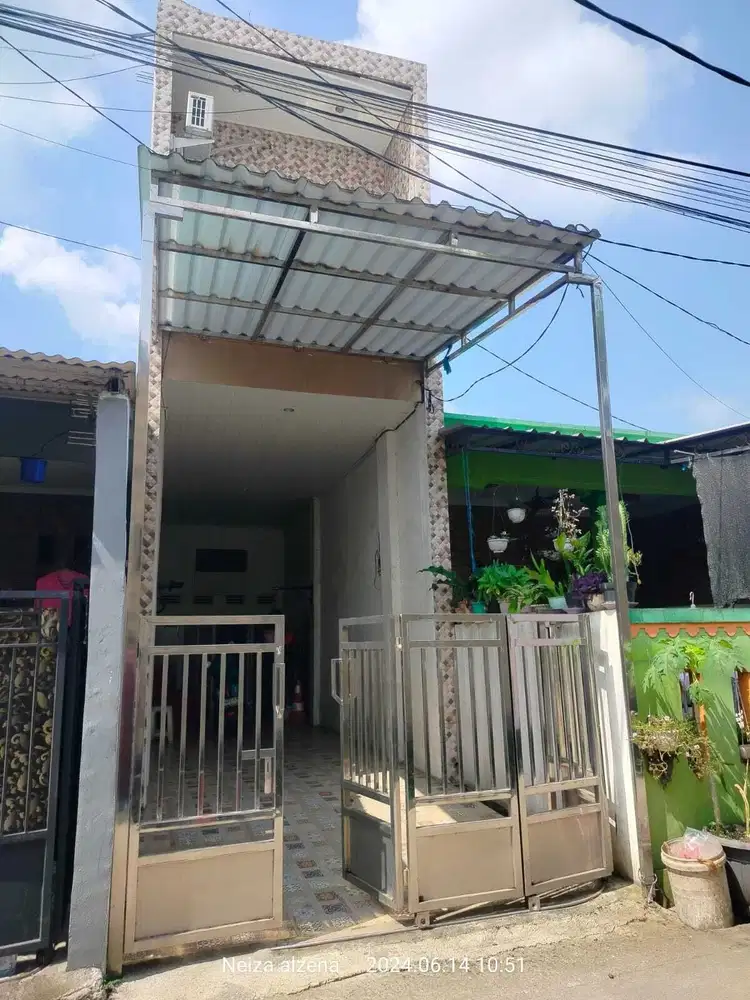 Di jual rumah 2 lantai siap huni di sukamaju baru cimanggis depok
