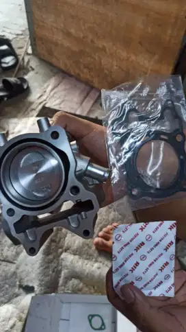 Blok Set 62mm Pin 14 Boreup Vario/PCX 150