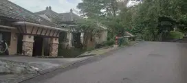 HARUS TERJUAL, HARGA TURUN LAGI.Villa Di Taman Dayu Prigen
