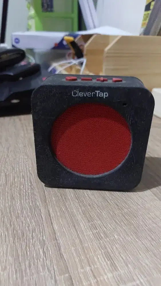 Speaker Bluetooth no brand