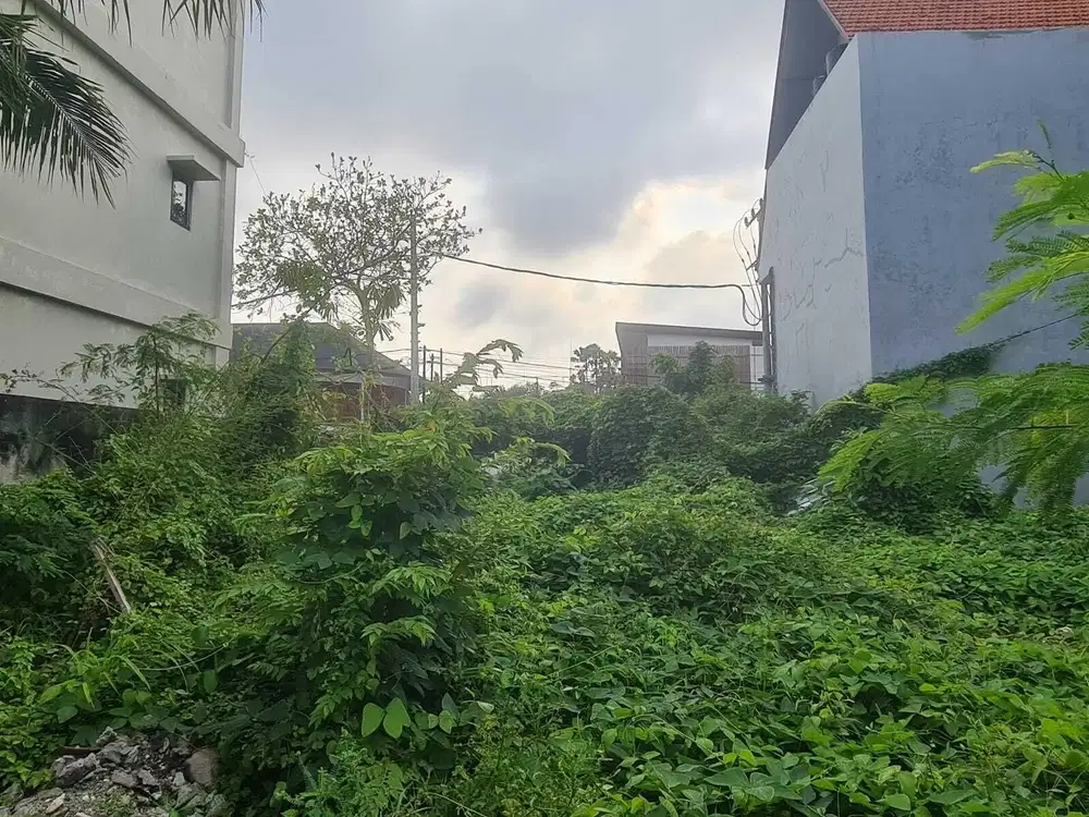 Tanah 200m2 Lokasi Strategis di Petitenget Seminyak