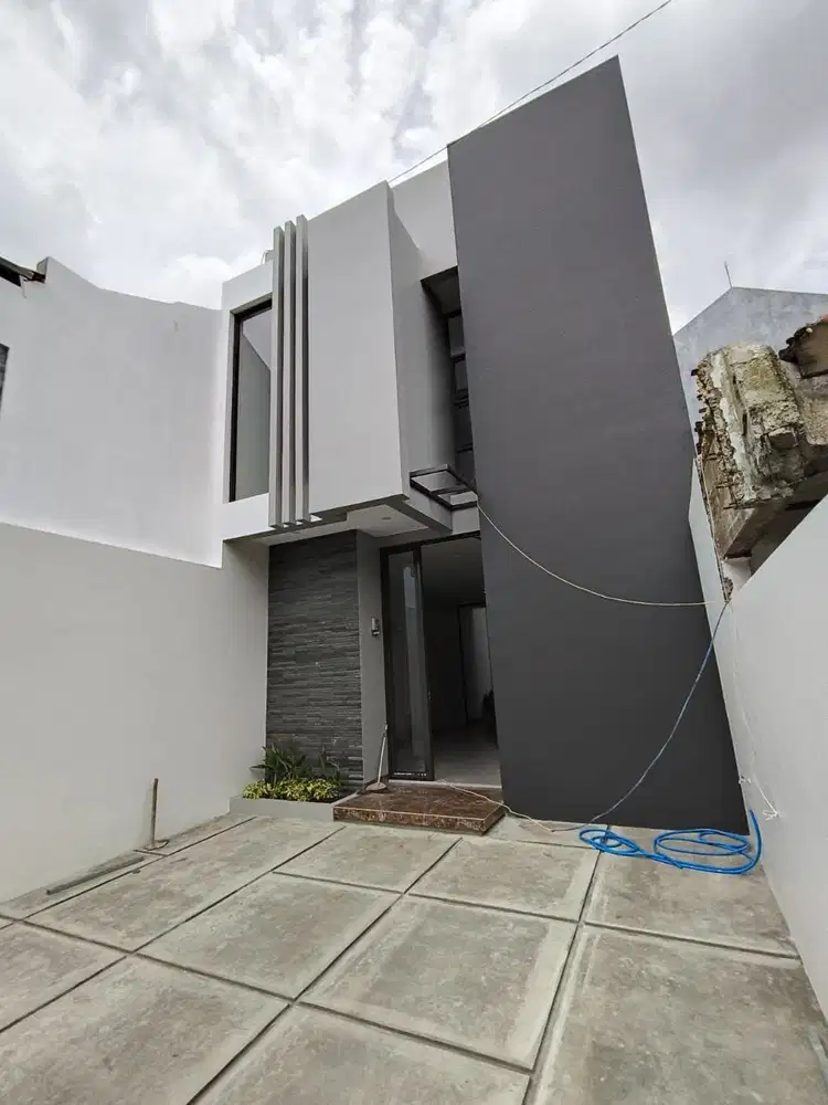 Rumah Baru Dekat Komplek Batununggal Buahbatu