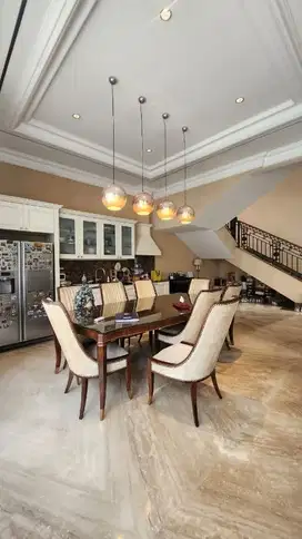Dijual rumah full furnisheddi pondok indah jakarta selatan