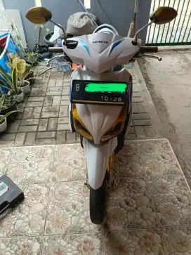 Jual Honda Vario 110 fi 2015