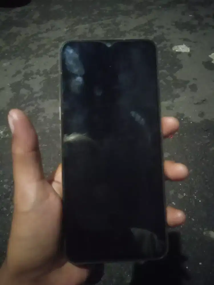 Oppo a77s ram 8/128 Kel batangan aja gan masih orian