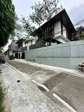 FOR SALE RUMAH MEWAH BARU BANGUN JL. GAHARU CIPETE JAKSEL.