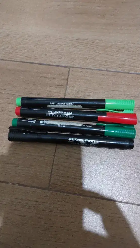 Paket spidol 4 warna faber castell