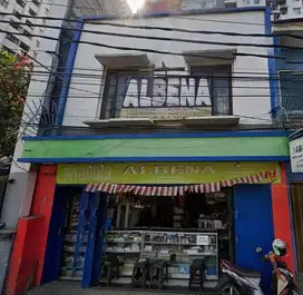 Dijual Ruko 2.5 Lantai Bonus Usaha + Isi Toko Dekat Apartemen, Kantor