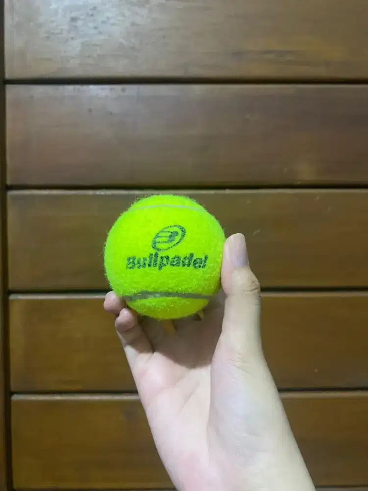 Bola padel second