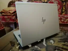 Laptop HP Touchscreen Core i5 RAM 16GB SSD 256