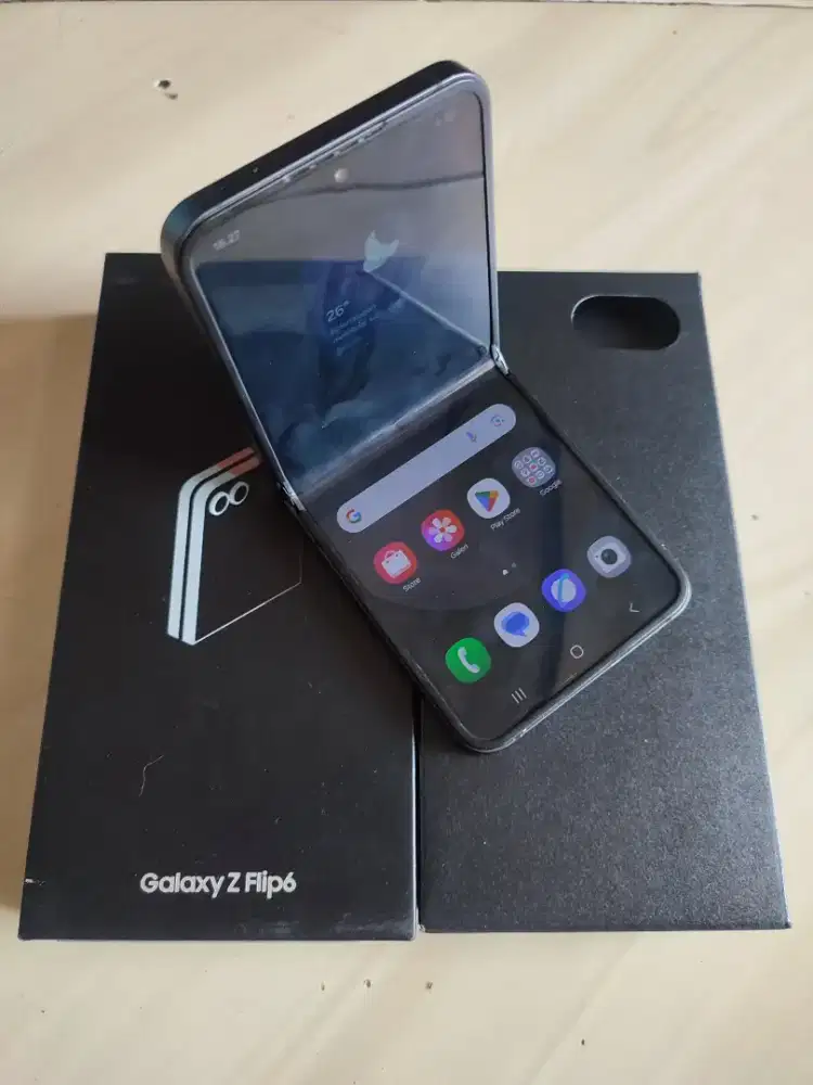 Samsung Zflip 6 12/256gb resmi sein fullset mulus nominus