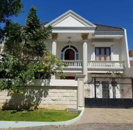 S217

*Rumah Classic Pakuwon City*
DKT ITS, PCM, GLORIA, MERR