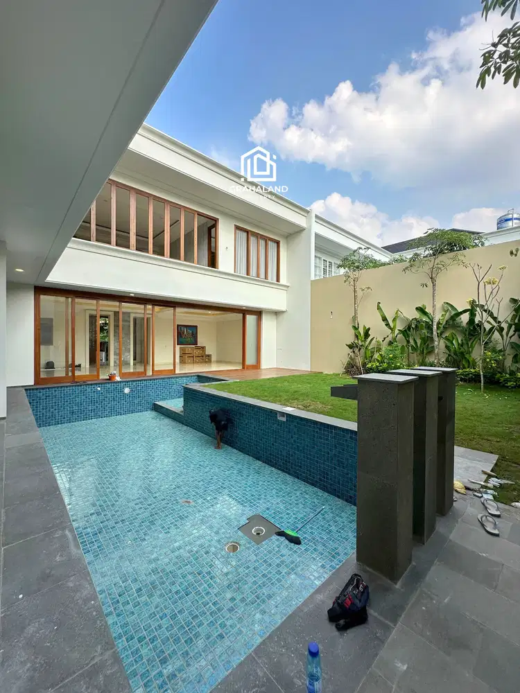 DIJUAL RUMAH BARU MEWAH SIAP HUNI DI KEMANG DALAM JAKARTA SELATAN