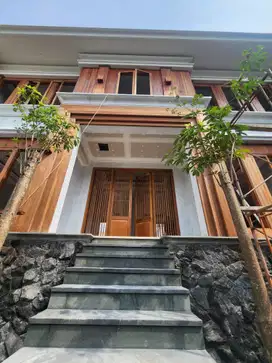 DIJUAL RUMAH MEWAH KEMANG JAKARTA SELATAN.
