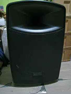 Speaker portable baretone 15hb