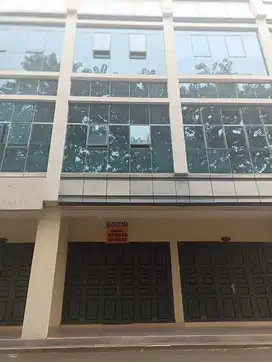 Disewakan Cepat Ruko 3 Lantai di Centre Point Medan