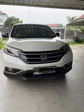 Di jual honda CRV Putih pemakaian cewe thn 2013 2400cc bensin