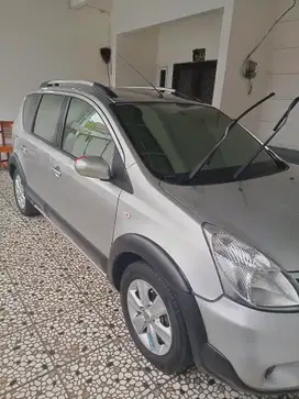 Nissan Livina 2013 Bensin
