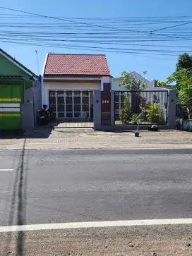 RUMAH KONSEP VILLA ROGOJAMPI BANYUWANGI