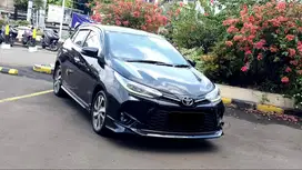 [ LOW KM ] Toyota Yaris GR Sport CVT Facelift AT Hitam 2022/2023