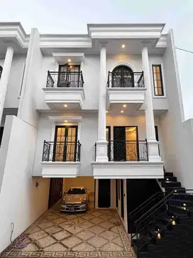 Rumah 3 lantai siap huni jagakarsa jakarta selatan