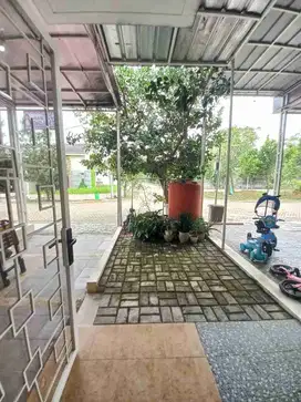 Dijual Cepat Rumah Bagus di Segara City Cluster Feiya Harapan Indah, dekat tol