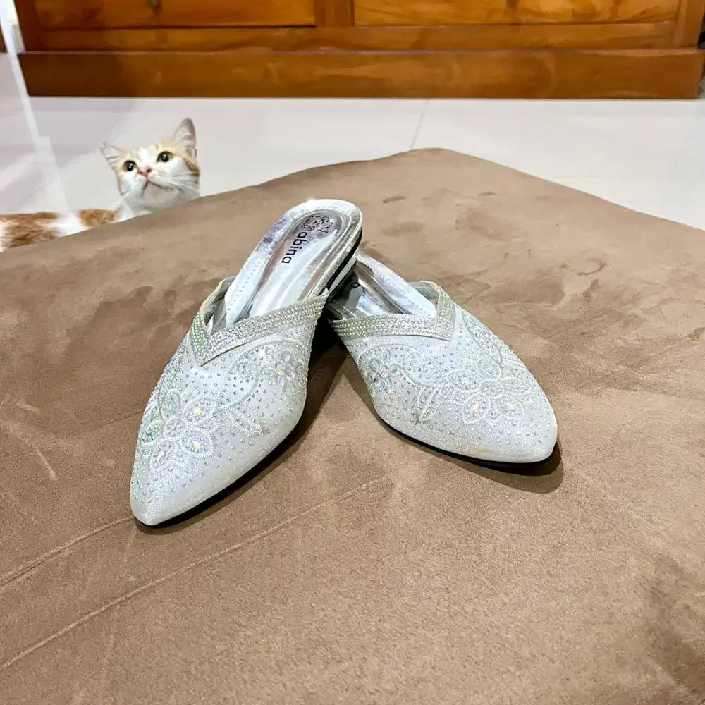 Mules Payet Bunga Silver Elegan
